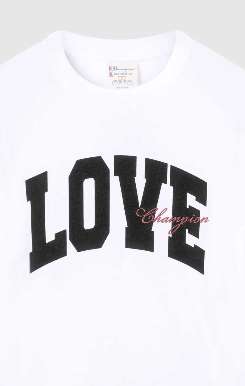 Women’s Loose Fit Graphic T-Shirt