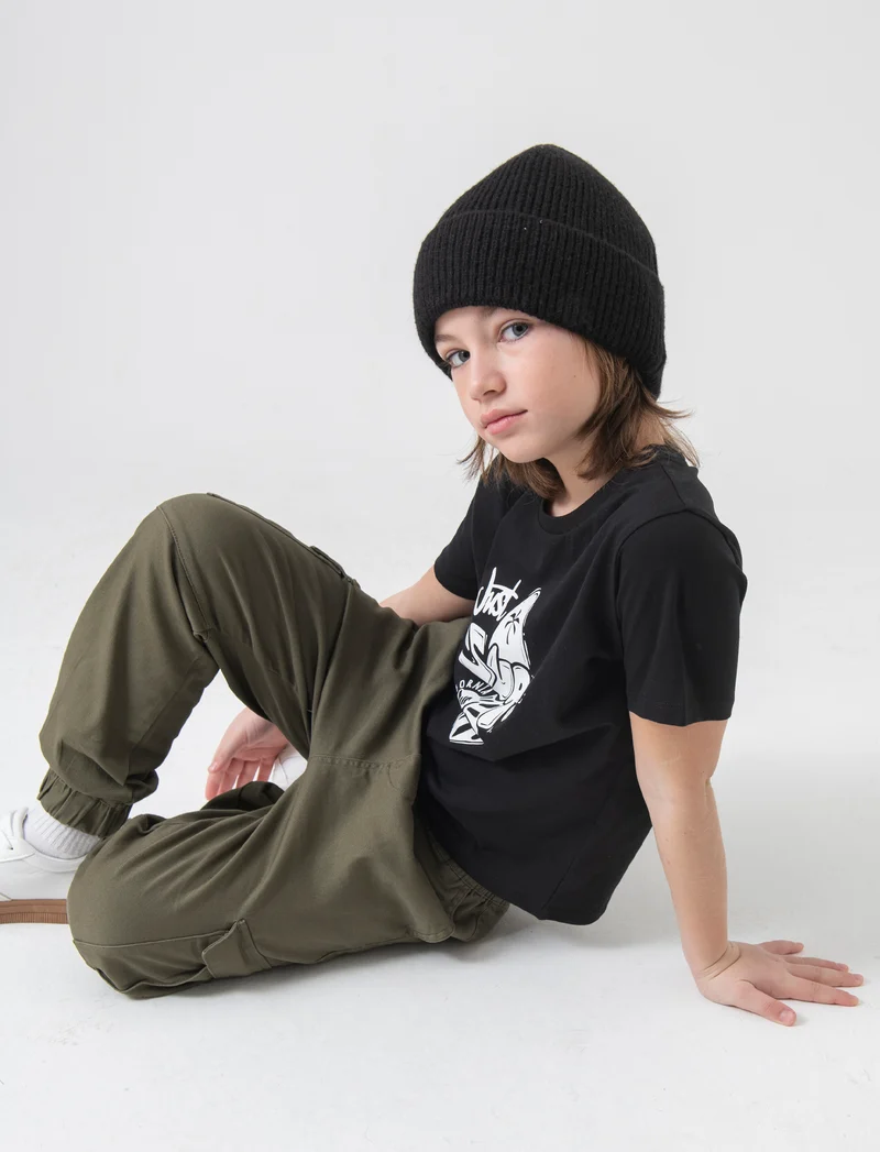 T-shirt con stampa da bambino - Nero