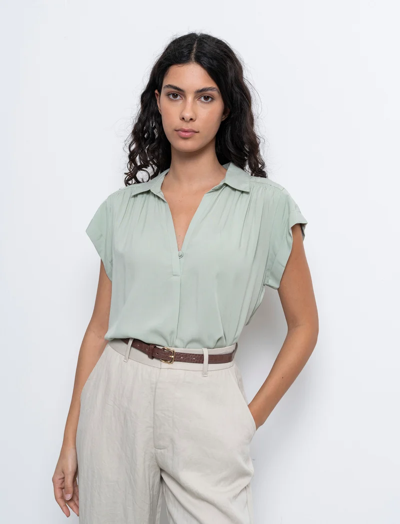 Casacca mezzamanica con scollo a V da donna - Verdino