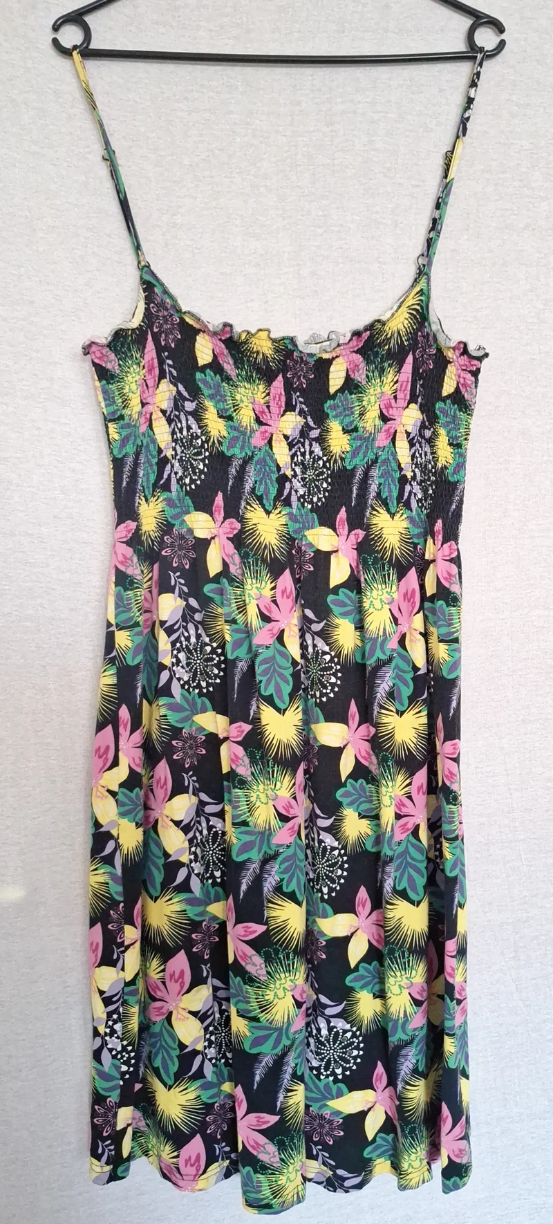 Manguun Sommerkleid 42