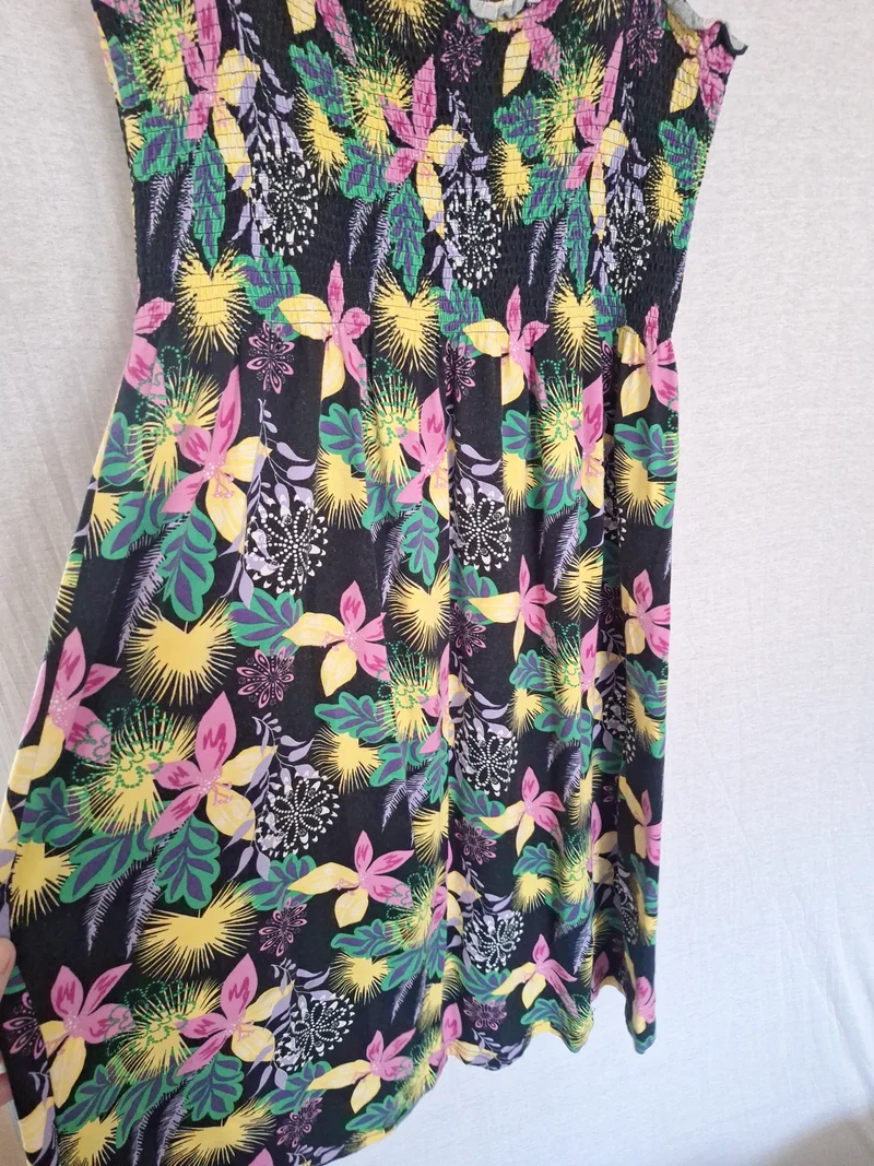 Manguun Sommerkleid 42