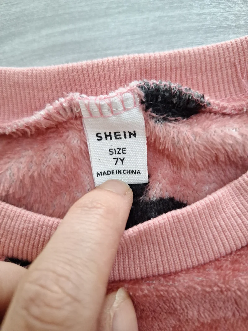 SHEIN Kuschelpullover Herzen 122