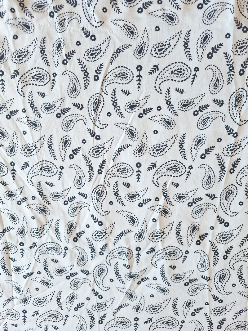 Infinity T-Shirt Paisleymuster 42