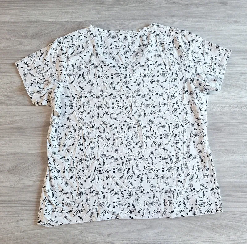 Infinity T-Shirt Paisleymuster 42