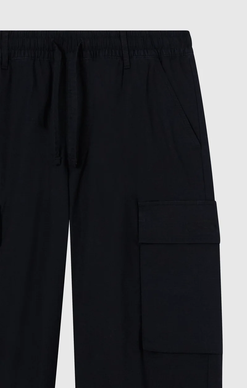 Men’s Woven Cargo Pants Icons