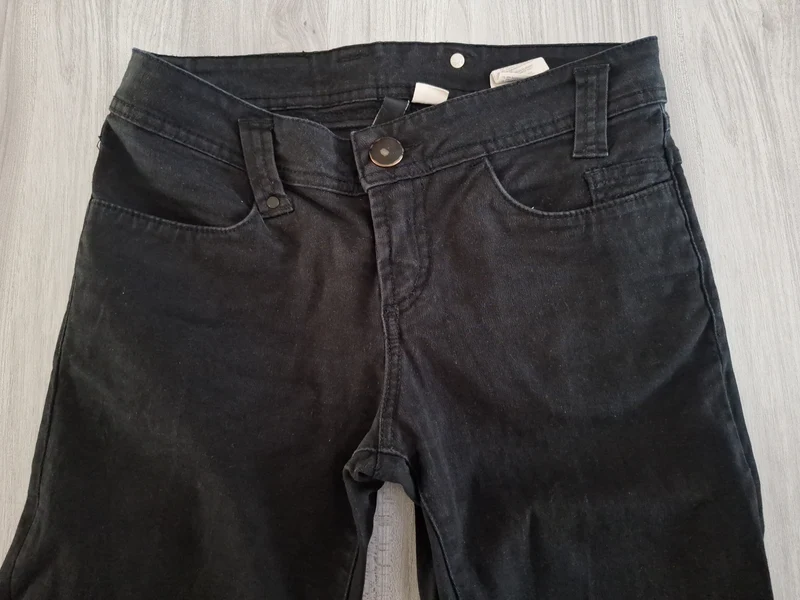 H&M Divided Röhrenjeans 34