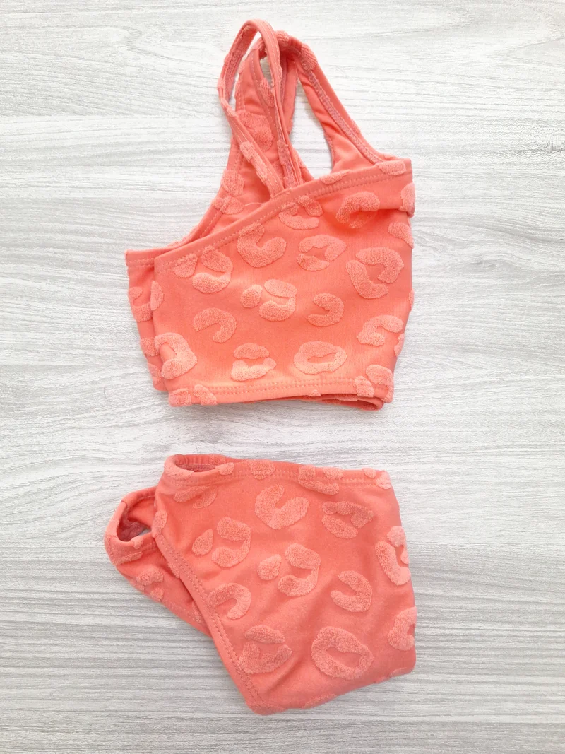 Page One Young Bikini 134/140