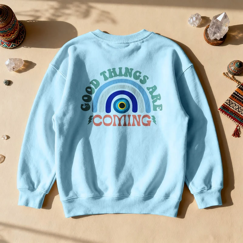 Olivenorma „Good Things Are Coming“ Evil Eye Regenbogen-Sweatshirt