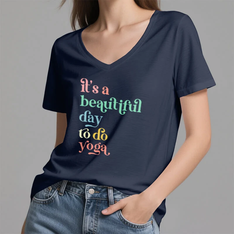 Olivenorma„Es ist ein schöner Tag für Yoga“ V-Ausschnitt T-Shirt