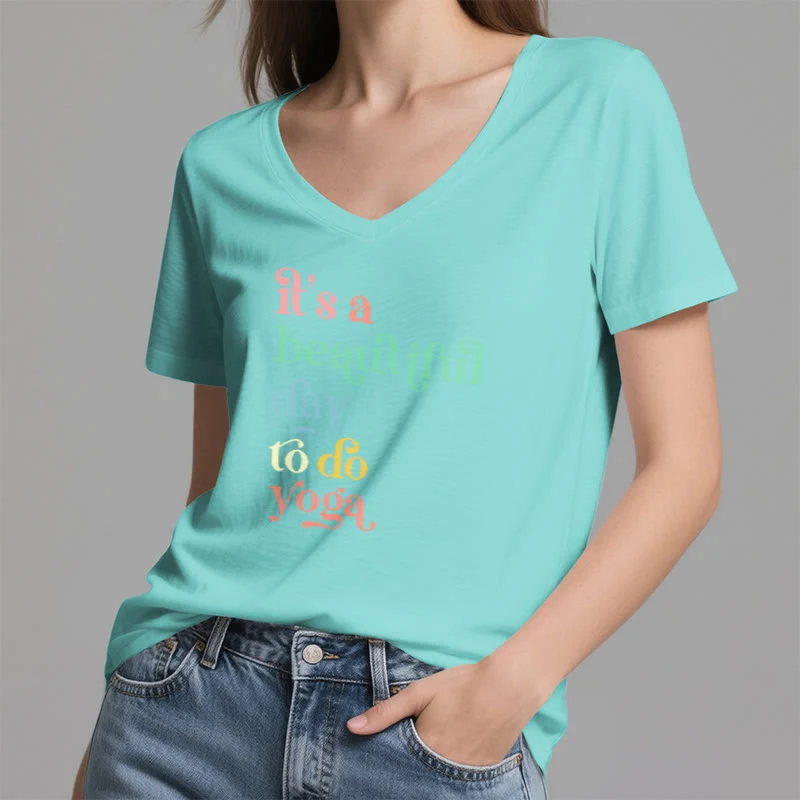 Olivenorma„Es ist ein schöner Tag für Yoga“ V-Ausschnitt T-Shirt