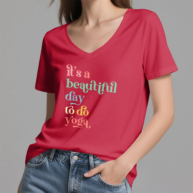 Olivenorma„Es ist ein schöner Tag für Yoga“ V-Ausschnitt T-Shirt