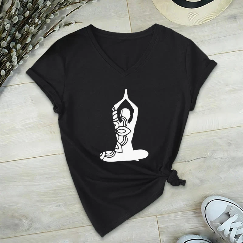 Olivenorma Yoga Pose Achtsame Energie V-Ausschnitt Meditations-T-Shirt