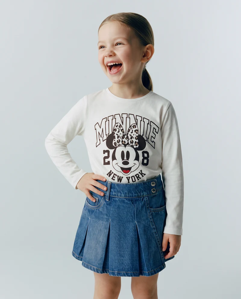 T-shirt lunga Disney/Minnie stile college - Bianco