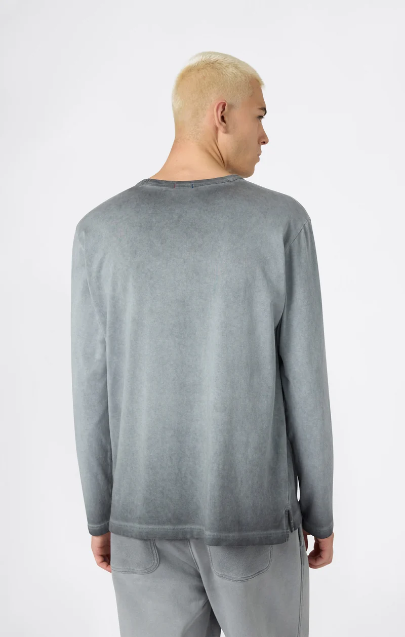 Men’s Washed Long Sleeve T-Shirt Time Capsule