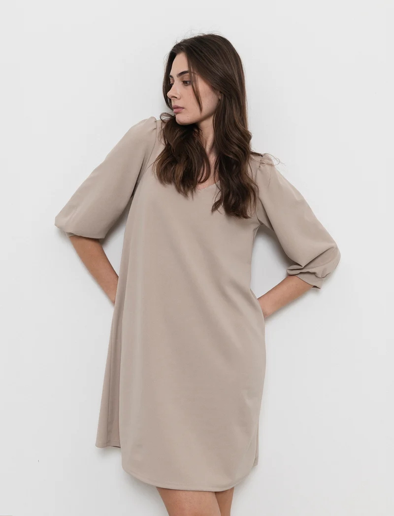 Vestito con maniche a sbuffo 3/4 e scollo a V - Beige