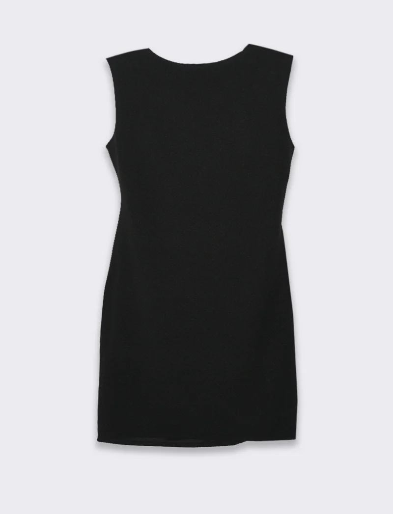 Vestito in tessuto elastico, arriccio sul fianco. - Nero