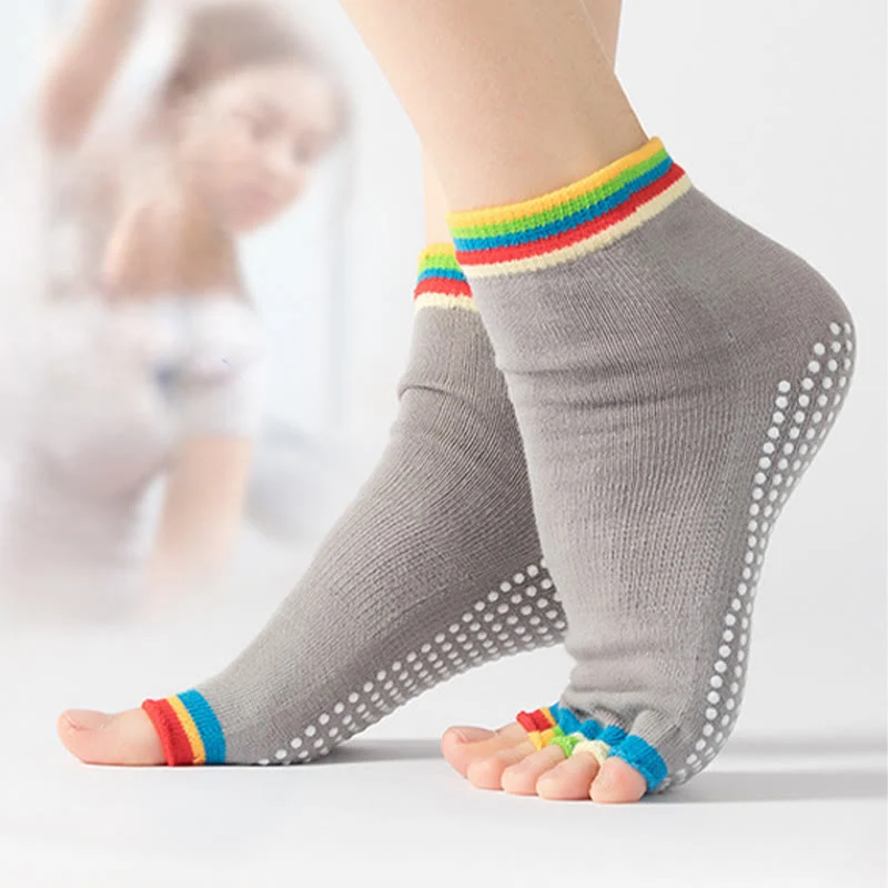 Olivenorma Zehenlose Pilates-Socken mit rutschfestem Halt – Bunte Fünf-Zehen-Knöchelsocken für Yoga und Barre für Damen mit rutschfester PVC-Sohle, atmungsaktive Trainingssocken aus Baumwolle