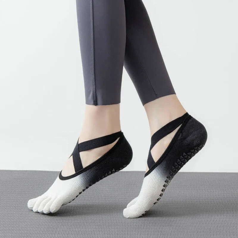 Olivenorma Gradient Fünf-Zehen-Yogasocken für Damen – Atmungsaktive Zehentrennungs-Socken mit rutschfester Sohle, ideal für Pilates und Barre, mit Silikonsohle und schweißableitenden Eigenschaften.