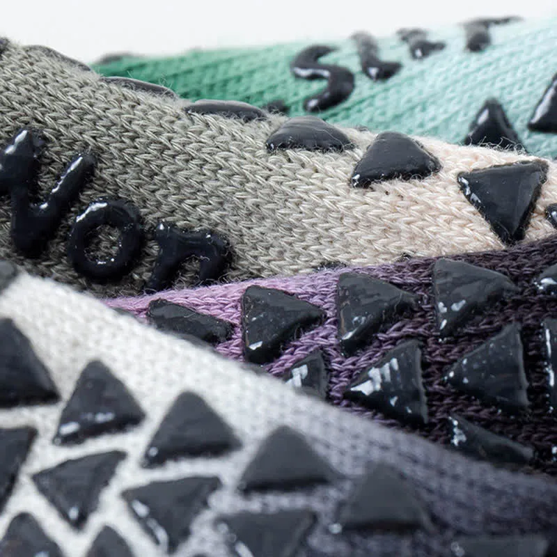 Olivenorma Gradient Fünf-Zehen-Yogasocken für Damen – Atmungsaktive Zehentrennungs-Socken mit rutschfester Sohle, ideal für Pilates und Barre, mit Silikonsohle und schweißableitenden Eigenschaften.