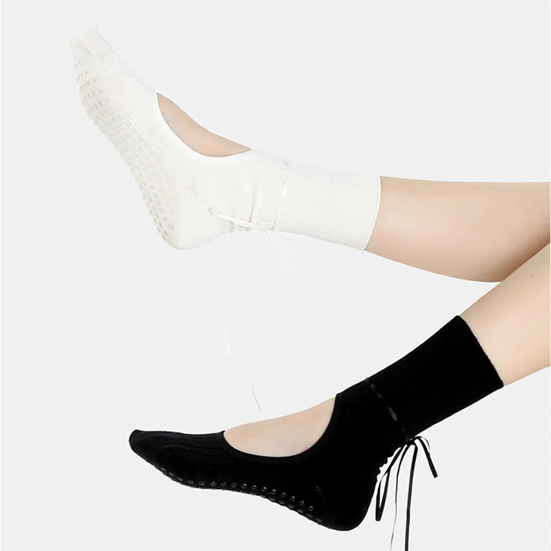 Olivenorma Rückenfreie Pilates-Socken mit verstellbarem Riemen, atmungsaktiv, weich und komfortabel – ideal für Damen.