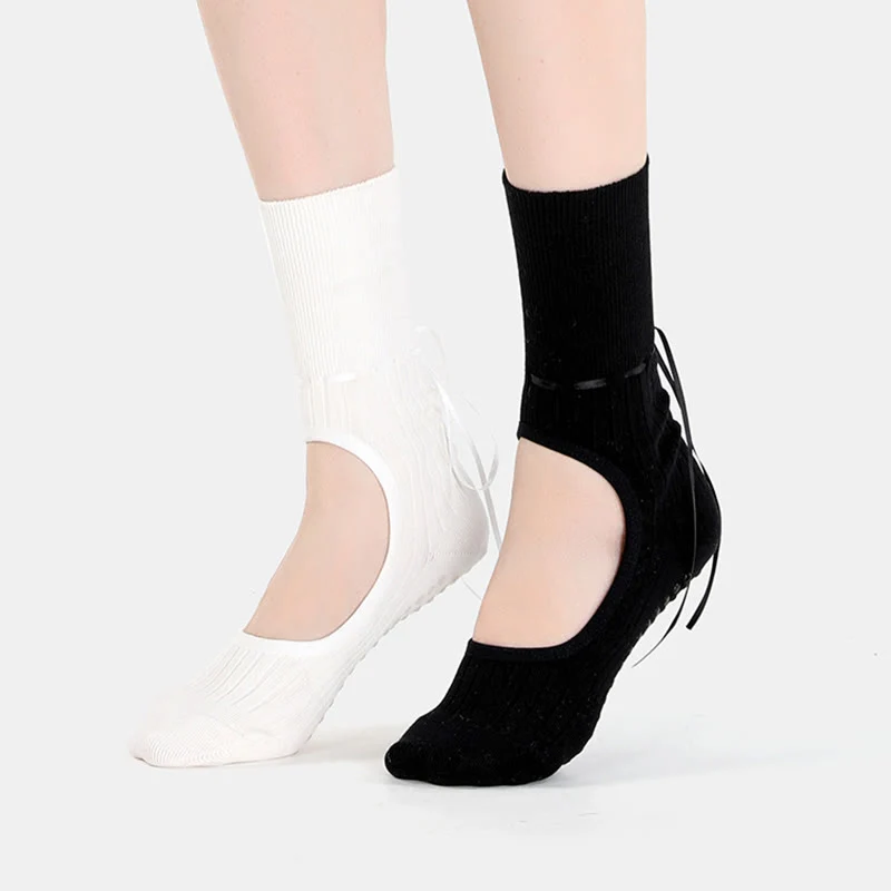 Olivenorma Rückenfreie Pilates-Socken mit verstellbarem Riemen, atmungsaktiv, weich und komfortabel – ideal für Damen.