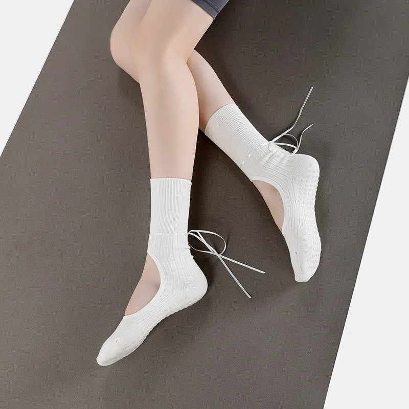Olivenorma Rückenfreie Pilates-Socken mit verstellbarem Riemen, atmungsaktiv, weich und komfortabel – ideal für Damen.