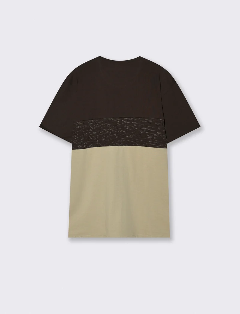 T-shirt girocollo con taschino denim - Moro
