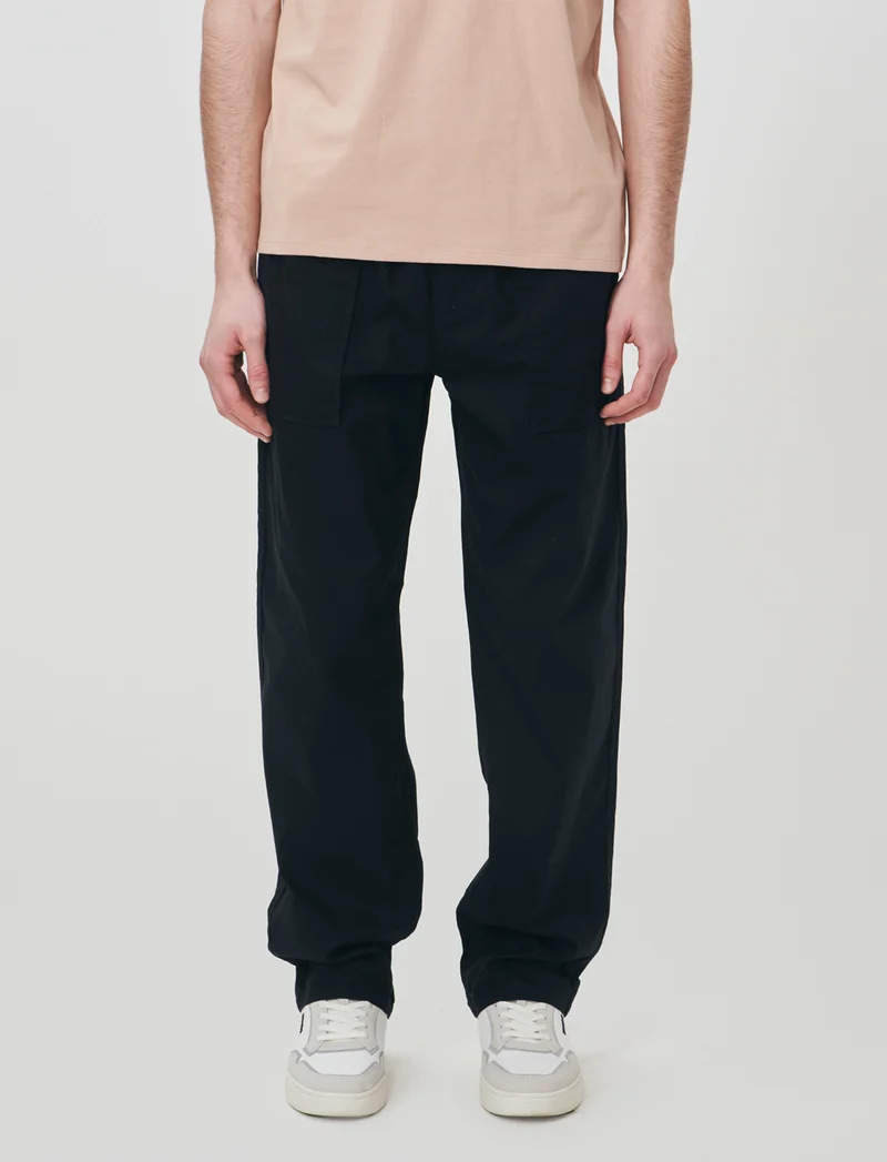 Pantalone in Cotone Regular Fit con Tasche - Nero
