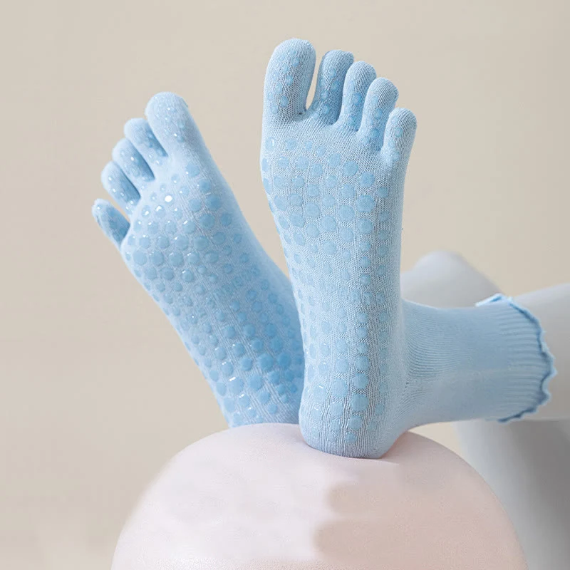 Olivenorma Zehenstegsocken mit fünf Zehen, mittelhoch, atmungsaktiv, rutschfest, für Pilates und Barre, elegantem Spitzendesign und rutschfester Sohle.