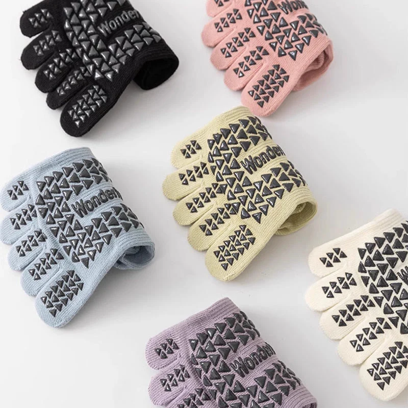 Olivenorma Fünf-Zehen-Pilates-Barre-Socken für Damen mit rutschfestem Griff, atmungsaktivem Baumwolldesign, Zehentrennung und rutschfester Silikonsohle