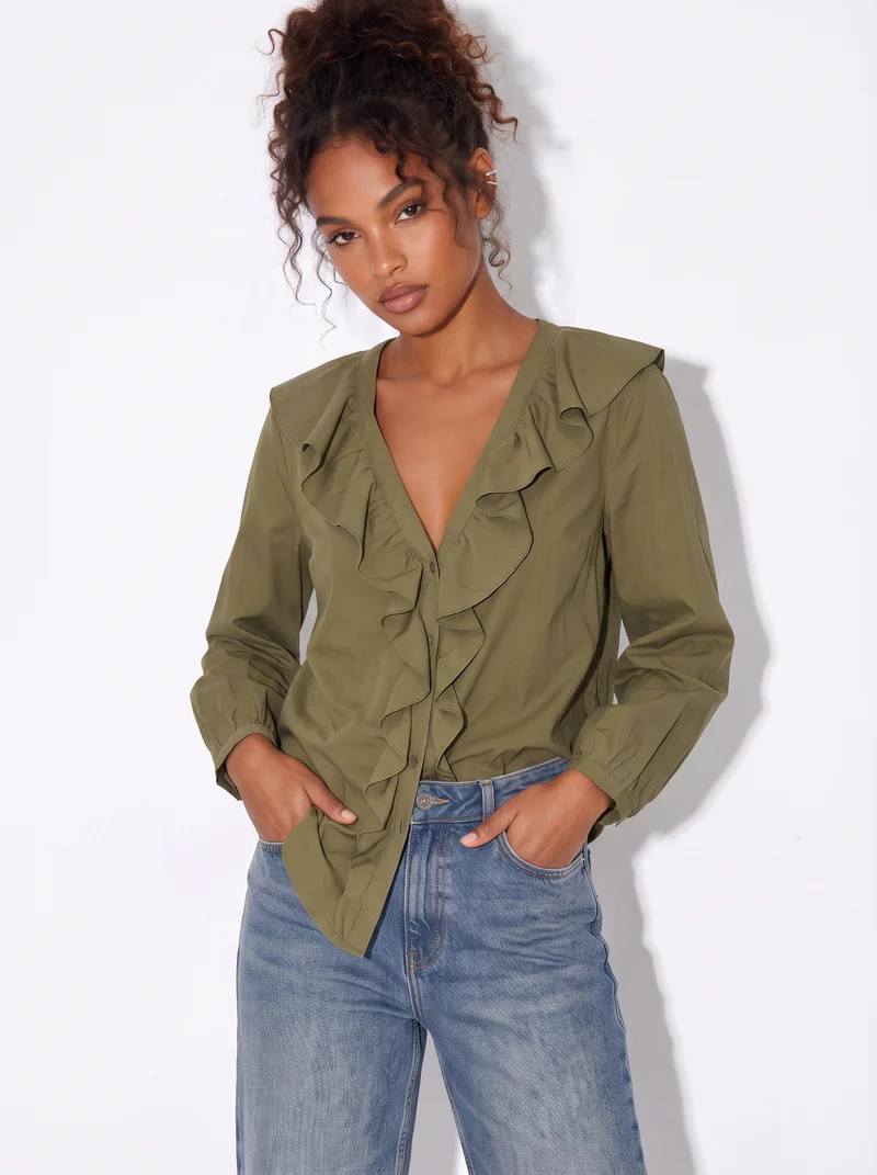 Camicia con scollo a V e volant eleganti - Ve.milit.