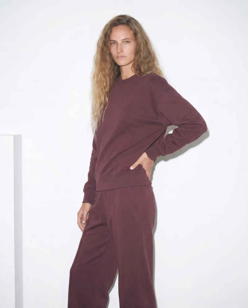Felpa basica girocollo con spalle scese - Rosso amarena