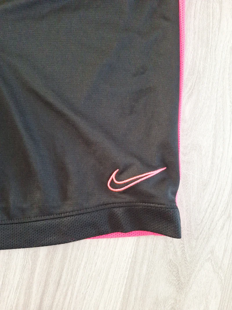 Nike Dri-FIT Sportshorts 146/158