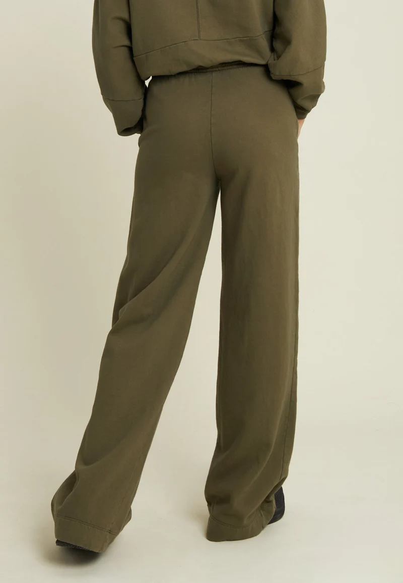 Wide leg fleece trousers with Flow print