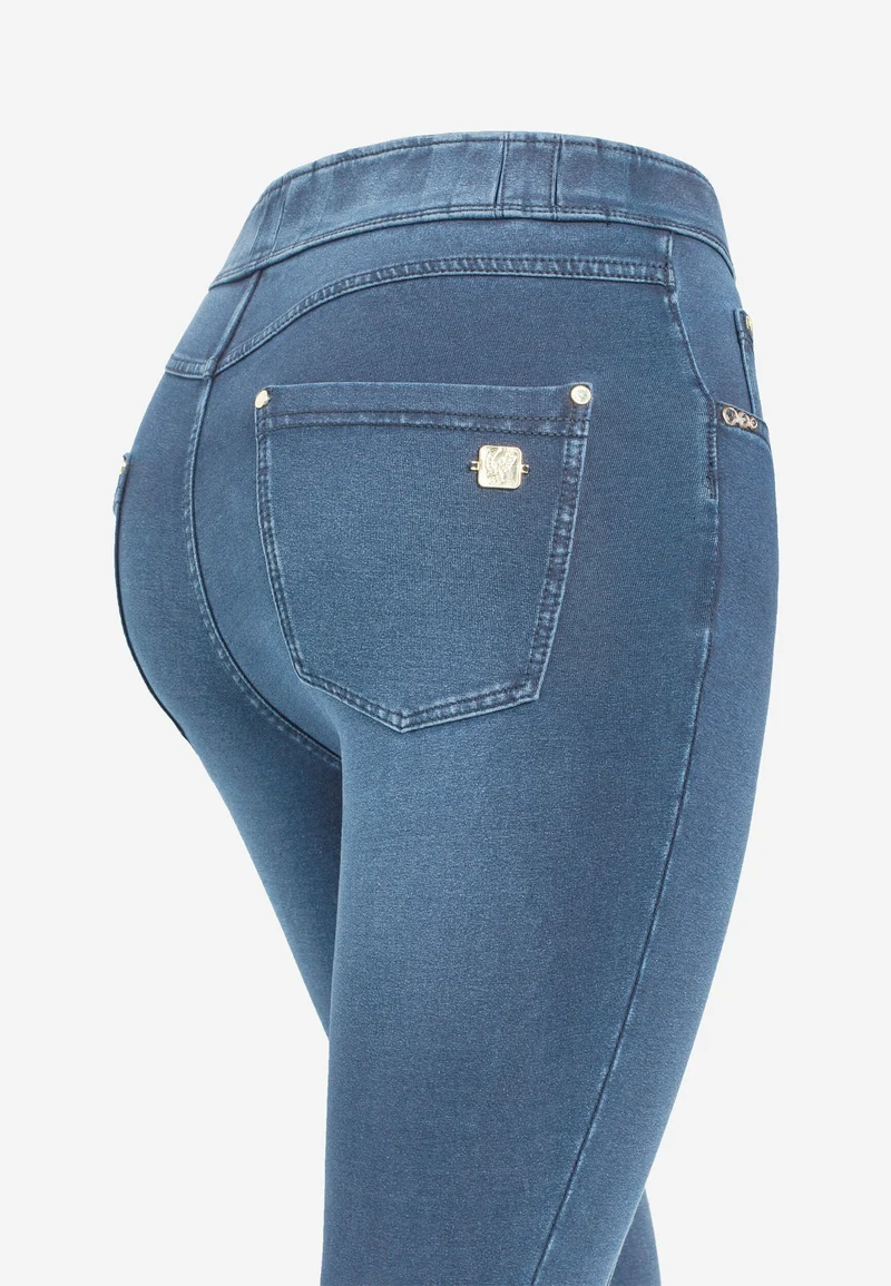 N.O.W. Comfort High Waist Skinny 7/8 Denim Jeans With Front Seam and Split Detail - Denim Light Blue - Blue Seam
