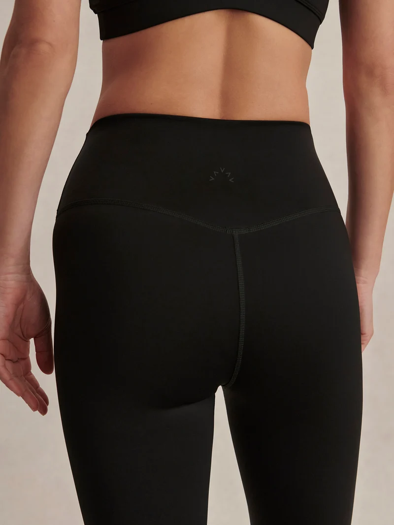 Assure High Rise Legging 25