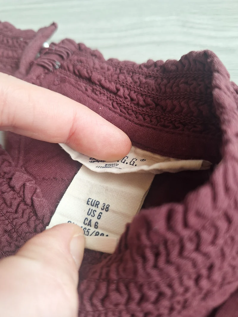 H&M LOGG Lochstickerei Bluse 38