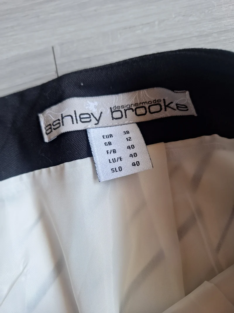 Ashley Brooke Rock Chevron 38