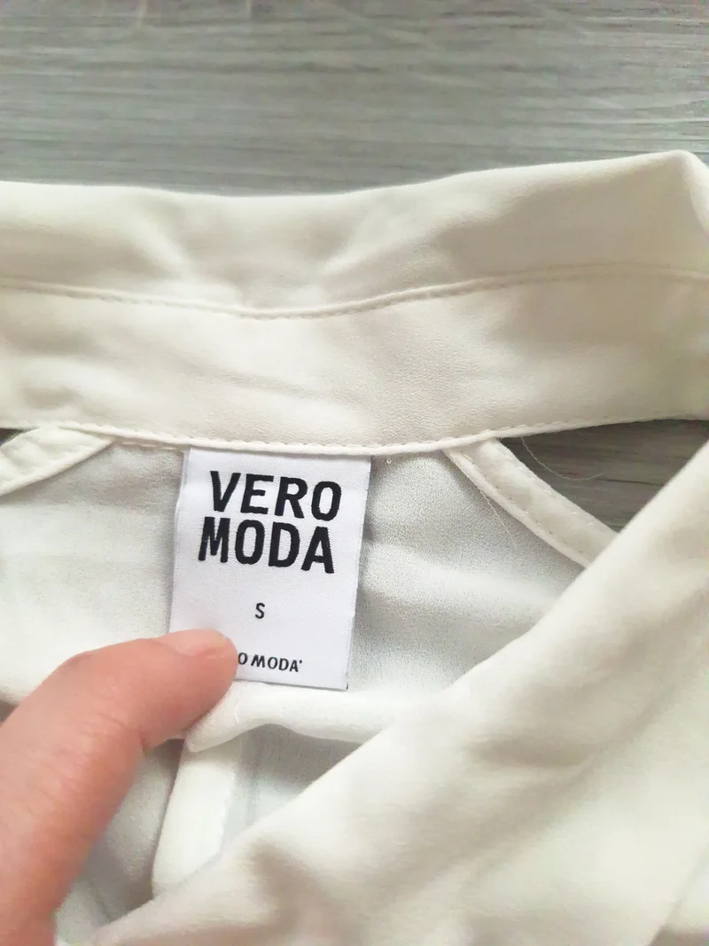 Vero Moda Cut Out Bluse 36