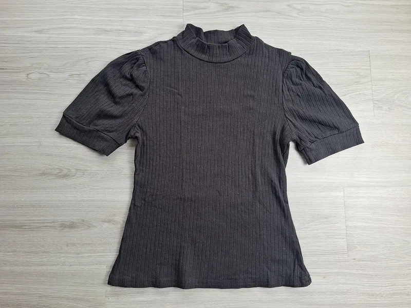 Shein Rippshirt Puffärmeln 36