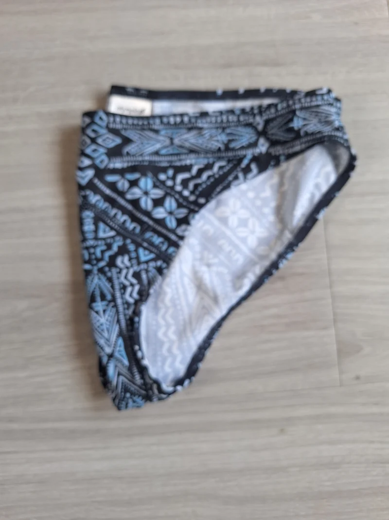 Olympia Bikinihose Ethnomuster 42