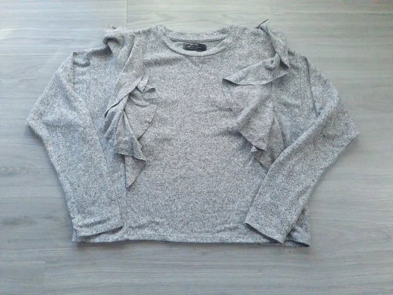 Bershka Rüschen Pullover 36