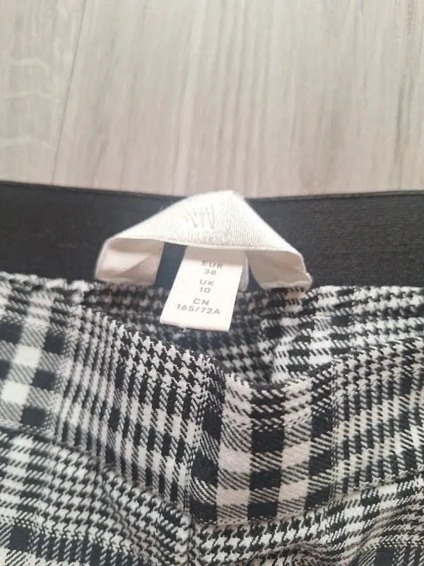 H&M Tapered Stoffhose 38