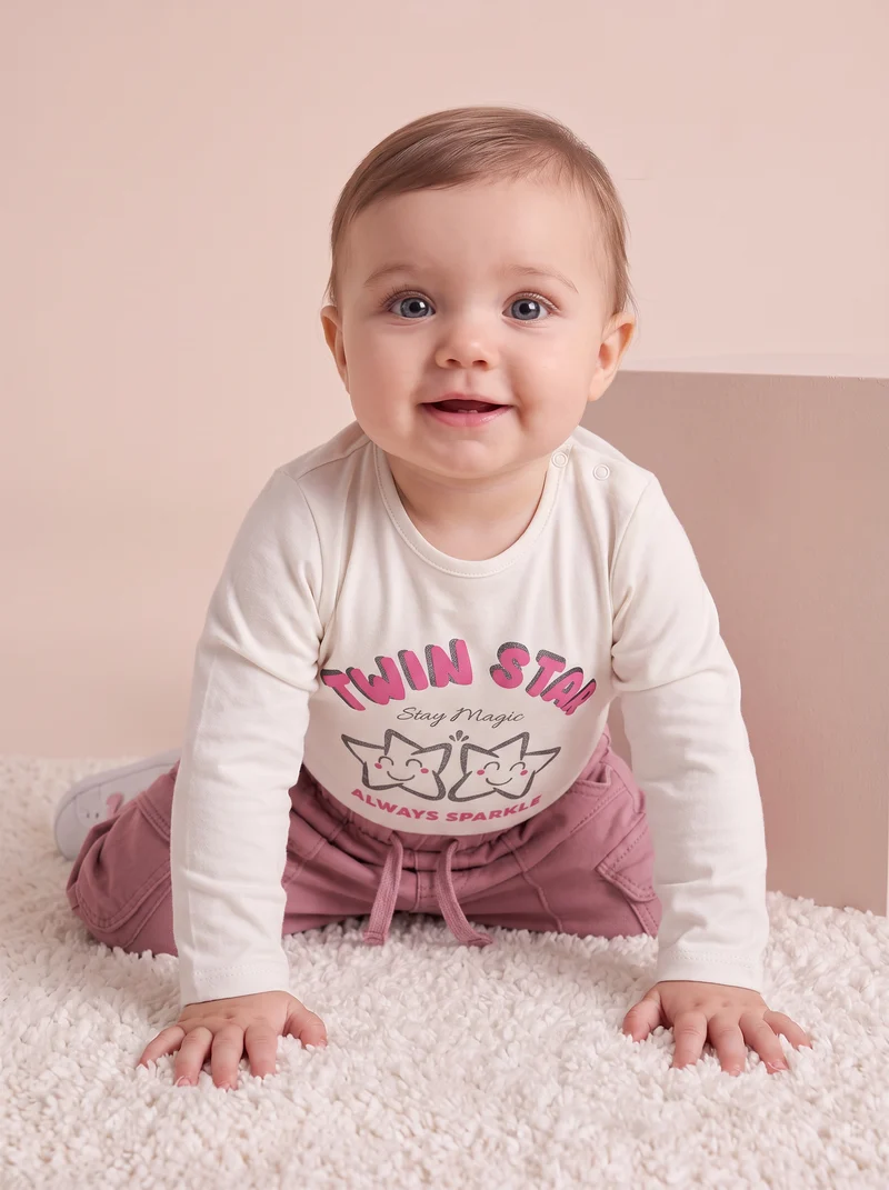 T-shirt basica con stampa brillante - Bianco panna
