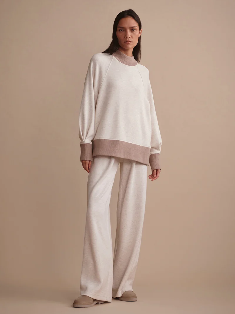 The Extra Wide Leg Pant 32