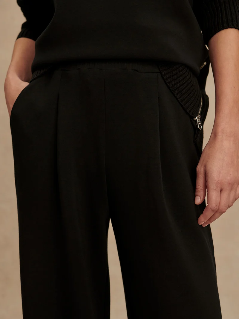 The Extra Wide Leg Pant 29.5