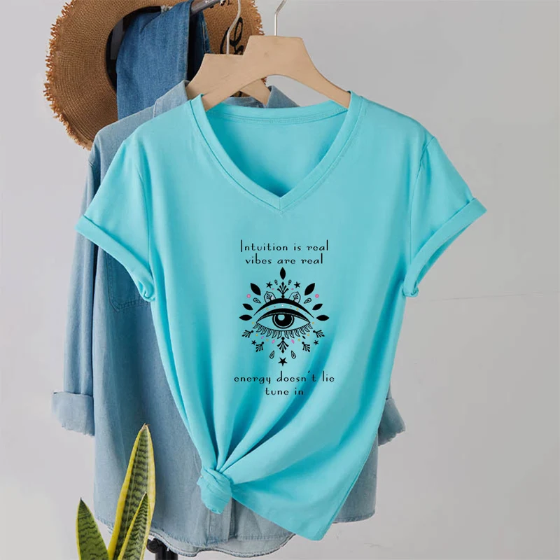 Olivenorma Lässiges T-Shirt mit mystischem Augen-Intuitionszitat und V-Ausschnitt