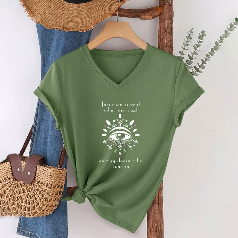 Olivenorma Lässiges T-Shirt mit mystischem Augen-Intuitionszitat und V-Ausschnitt