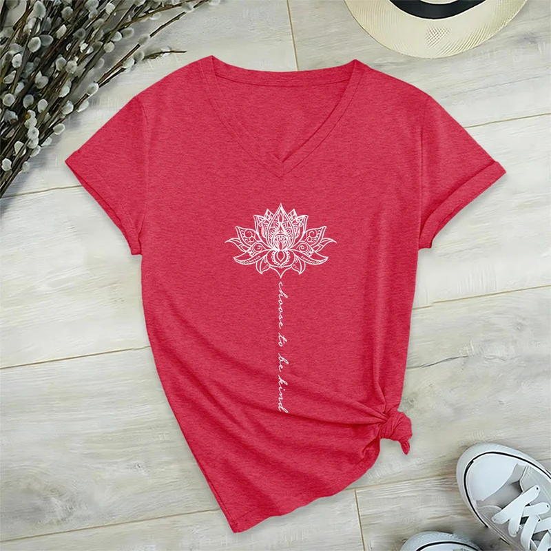 Olivenorma „Sei freundlich“-T-Shirt mit Lotus-Mandala-Print und V-Ausschnitt