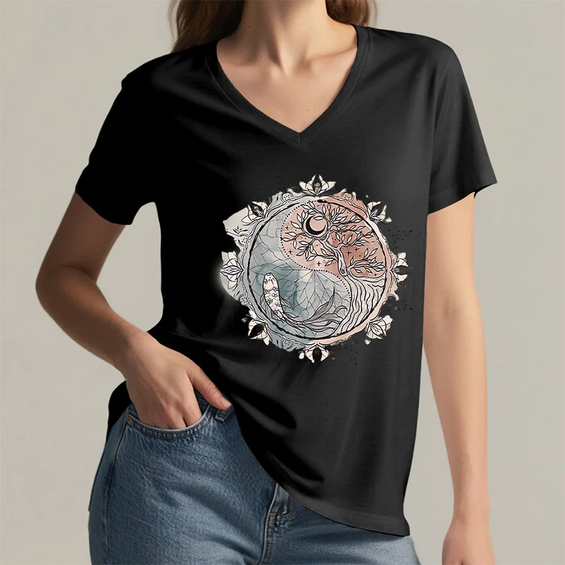 Olivenorma T-Shirt mit aufwendigem Yin-Yang-Naturdesign mit Baum und Koi (V-Ausschnitt)